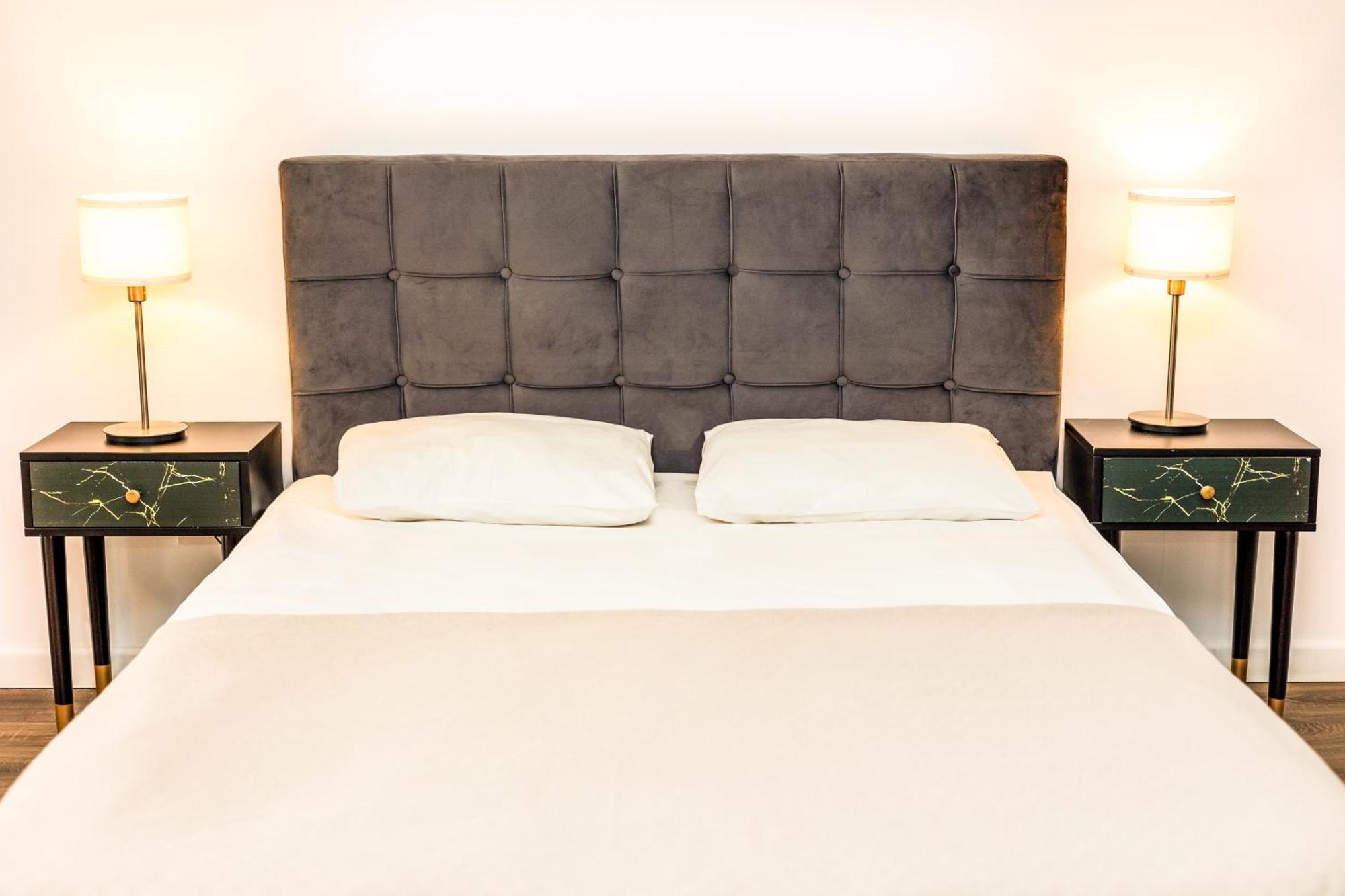Walter Studio Sinaia With Balcony And Private Parking Exterior foto