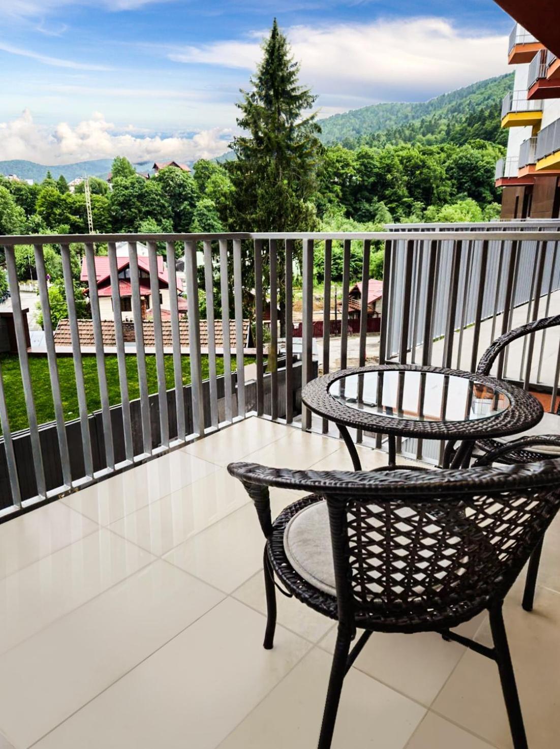 Walter Studio Sinaia With Balcony And Private Parking Exterior foto